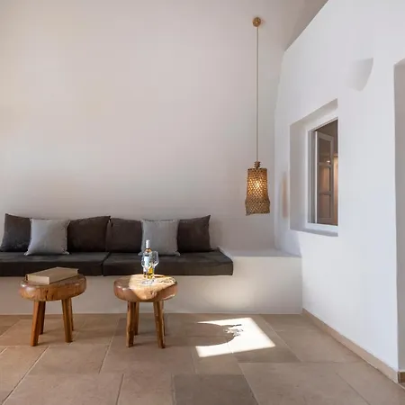 La Maltese Caldera Concept Otel
