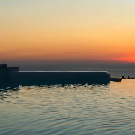 Hotell La Maltese Caldera Concept