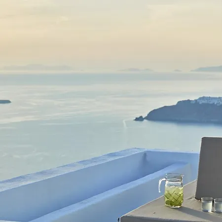 Otel La Maltese Caldera Concept