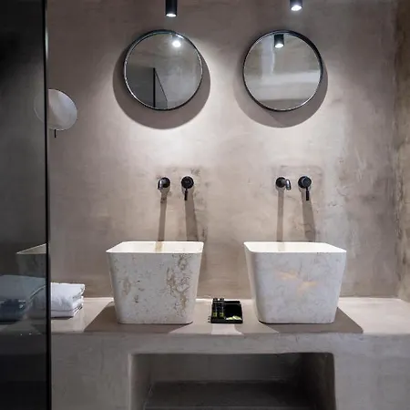 La Maltese Caldera Concept 5* Imerovigli (Santorini)