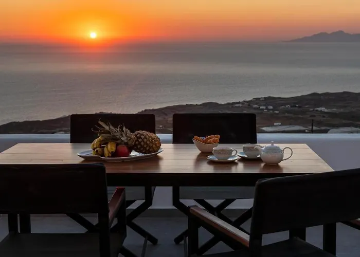 La Maltese Caldera Concept Hotel